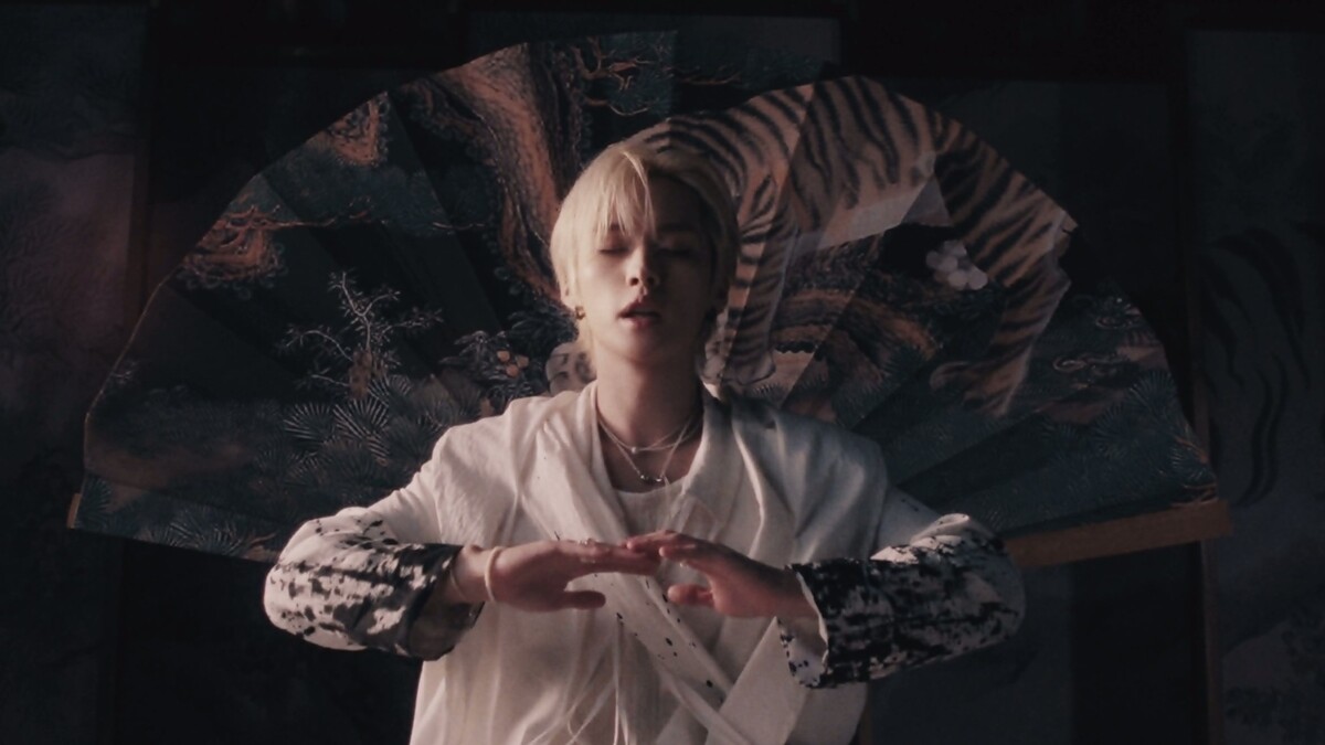 힙한 변신, 스트레이 키즈 ‘신선놀음’