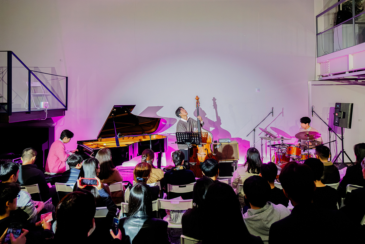 SM Classics의 새로운 K-POP IP 활용방법…이래서 글로벌 1타