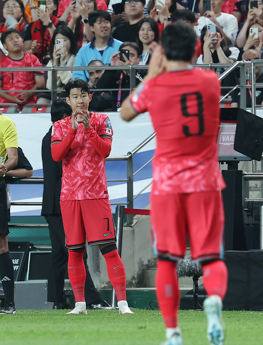 포트2 굳히기 원하는 홍명보호, 오현규-손흥민 동시 출격+스리백 복귀