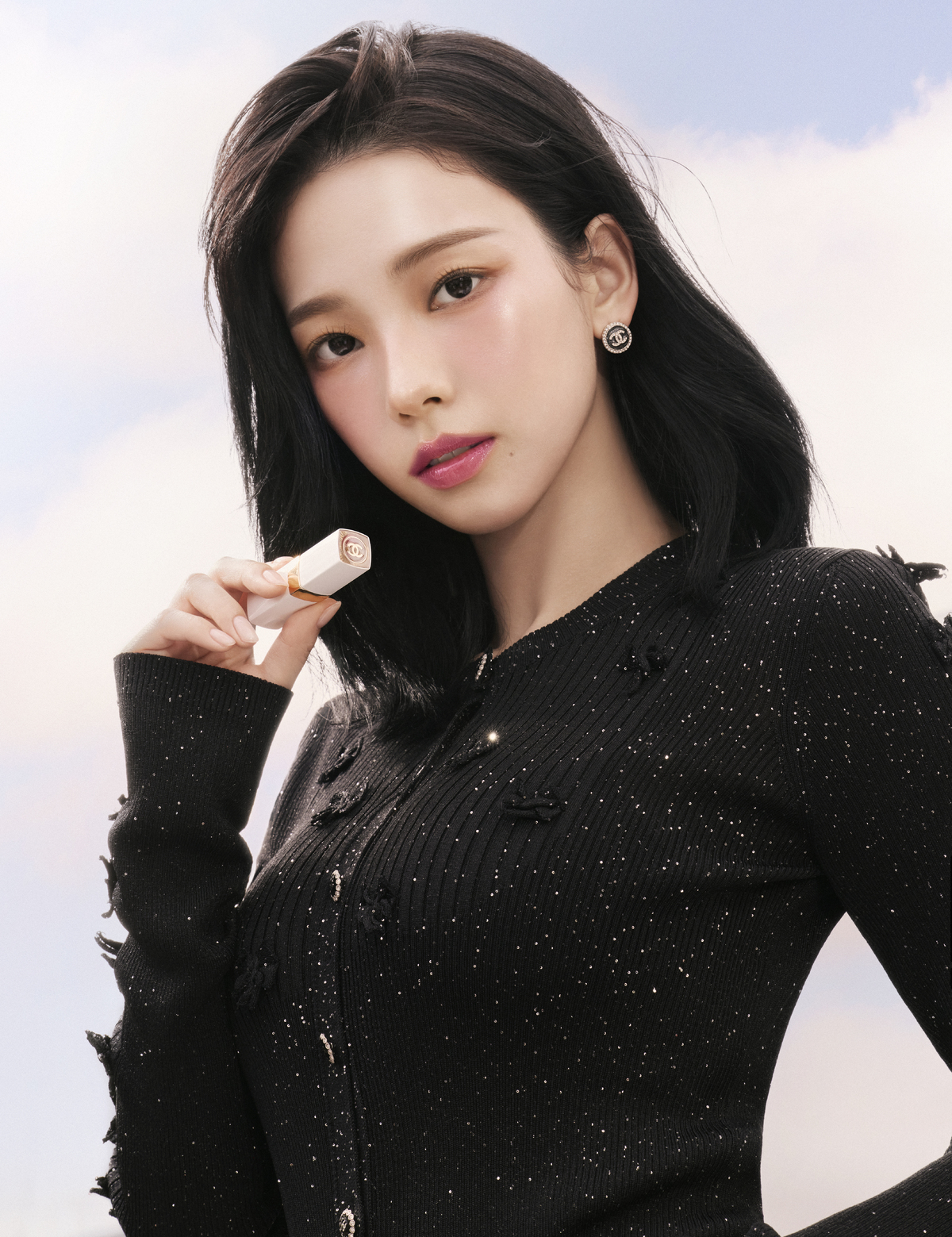 [한강로 컷] 역대급 미모 인증한 카리나 화보