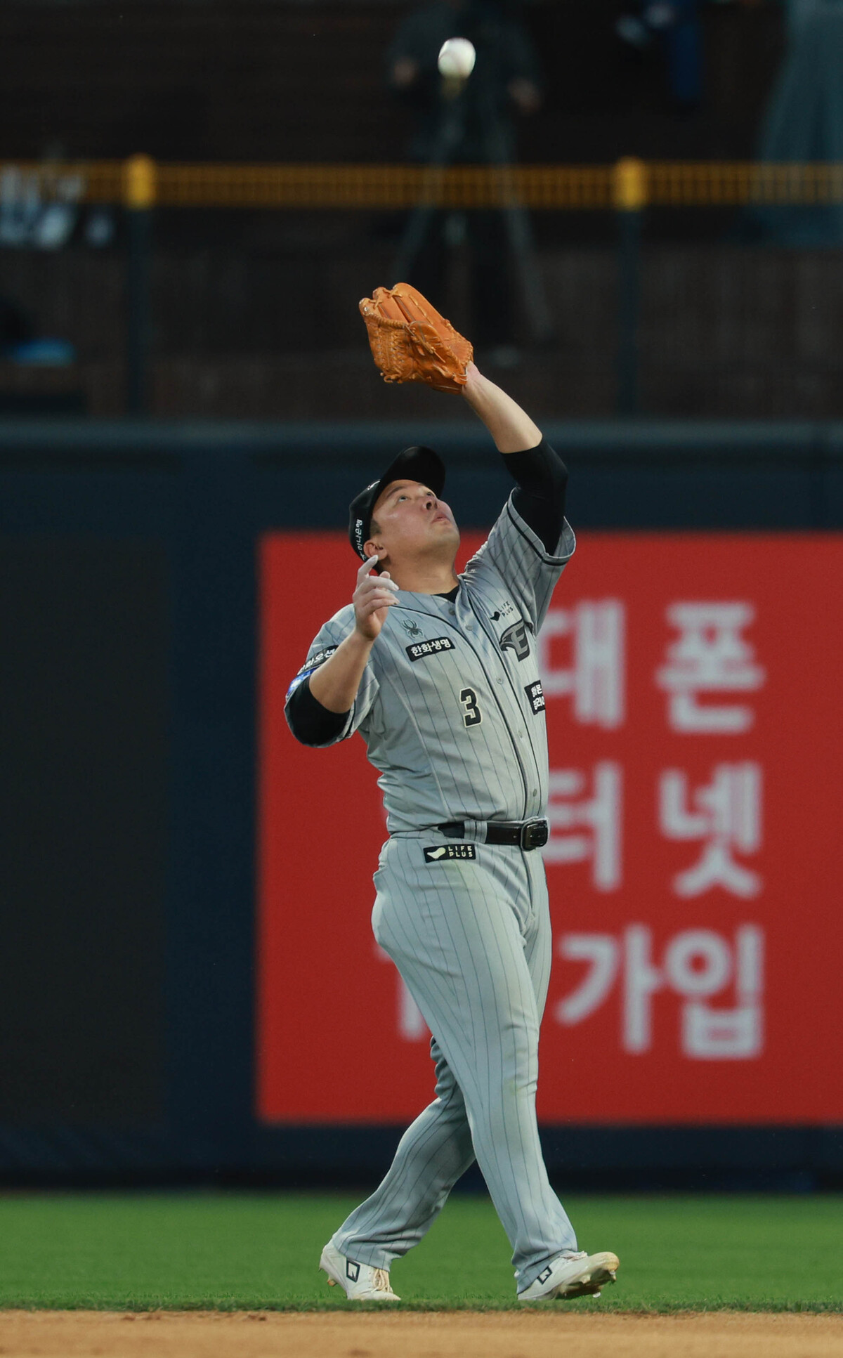 키움, 지갑 활짝 열었다! 2차 드래프트서 4명 선발, 안치홍을 품었다 “타선의 중심·팀의 구심점 역할 기대”