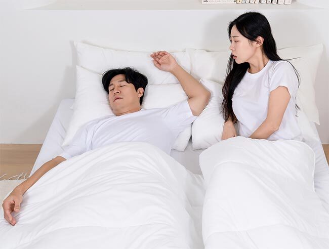 잘 때 코고는 소리 안 나도… ‘이럴 때’ 코골이 치료가 필요하다