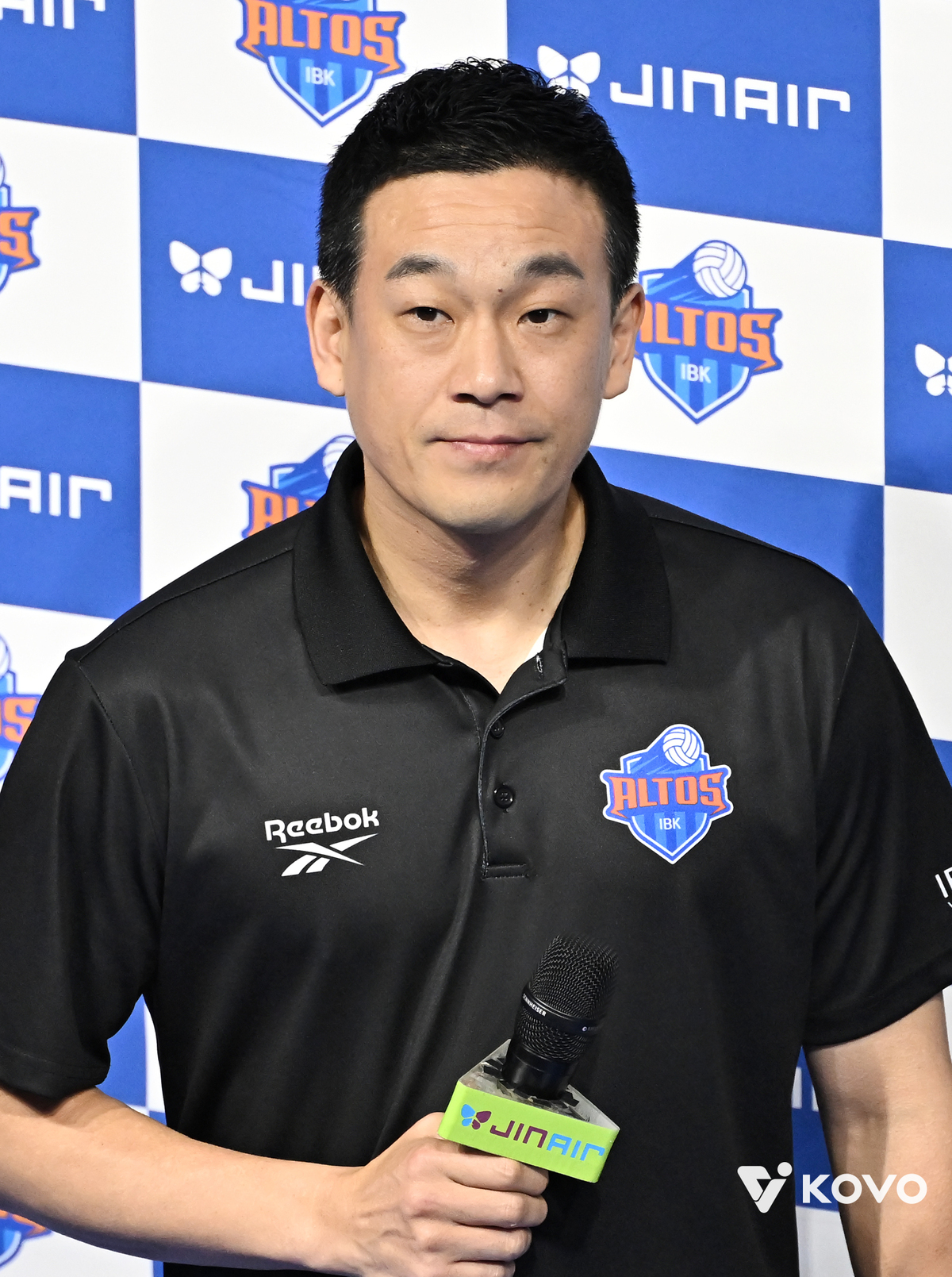 감독 사퇴 후 첫 출격… 중책 맡은 여오현 “일단 이기는 게 답이다”