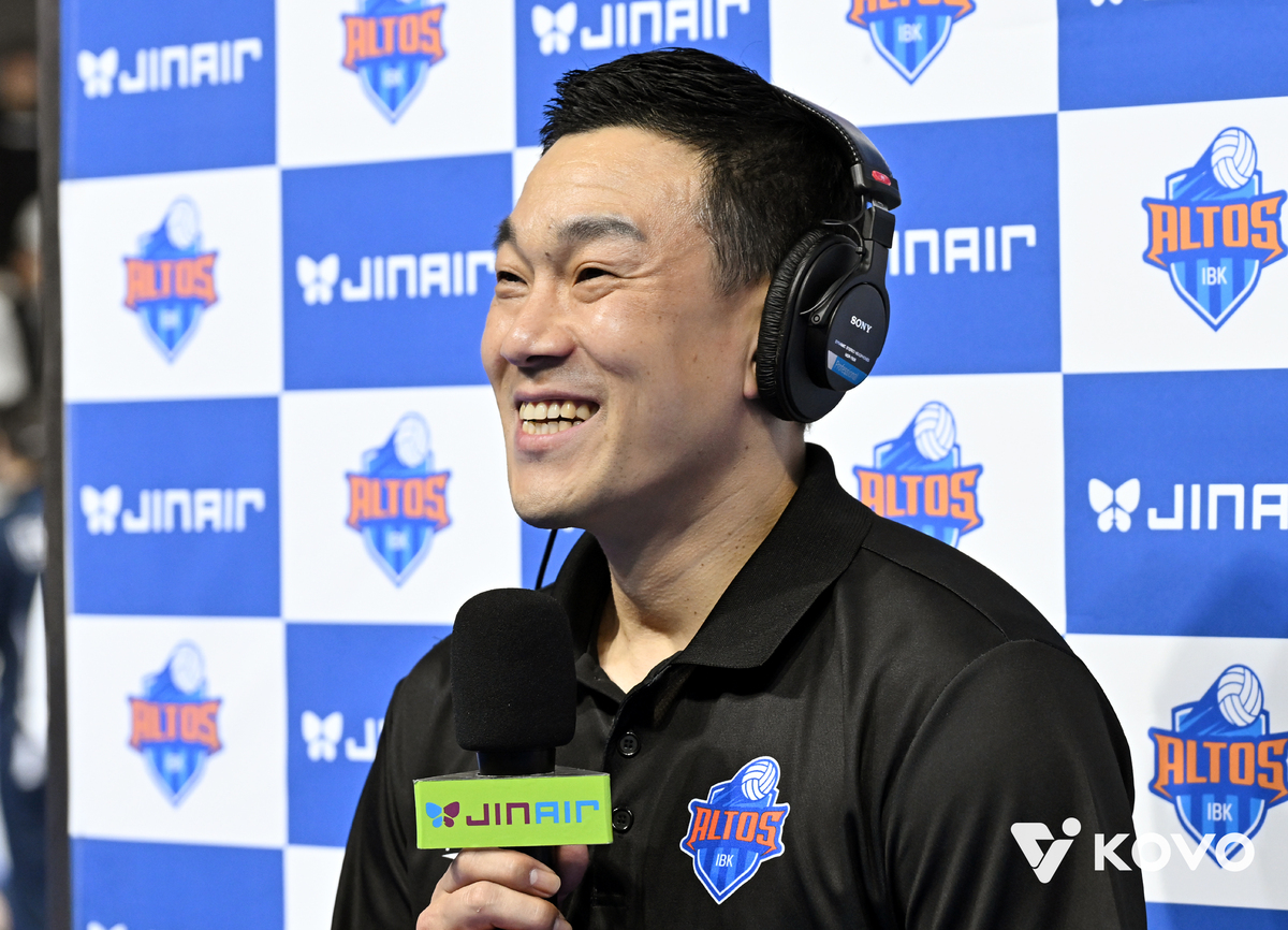 연패 탈출 기쁨에도 이제 시작이다… 여오현 “오늘까지만 후련함 느끼겠다”