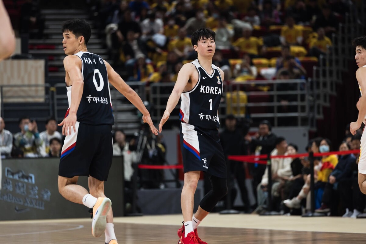 이현중 33점 폭발한 韓 농구, 7년 만에 적지 中에서 승전보… WC 예선 80-76 승리