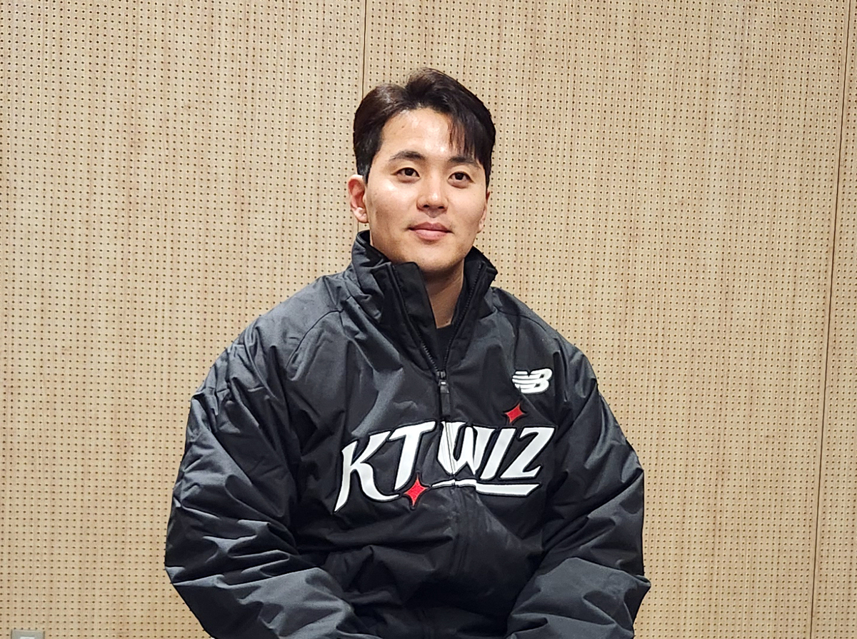 “KT가 내민 손, 고민하지 않았다” 한승택, 느슨해진 안방에 긴장감 줄까