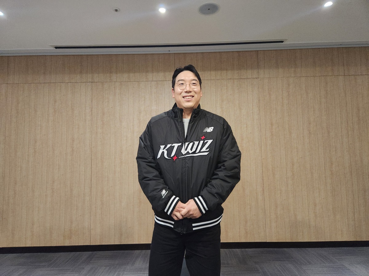 잠실 떠난 타격기계, 수원서 파괴력 증대? 김현수는 절레절레 “저, 홈런 타자 아닙니다”