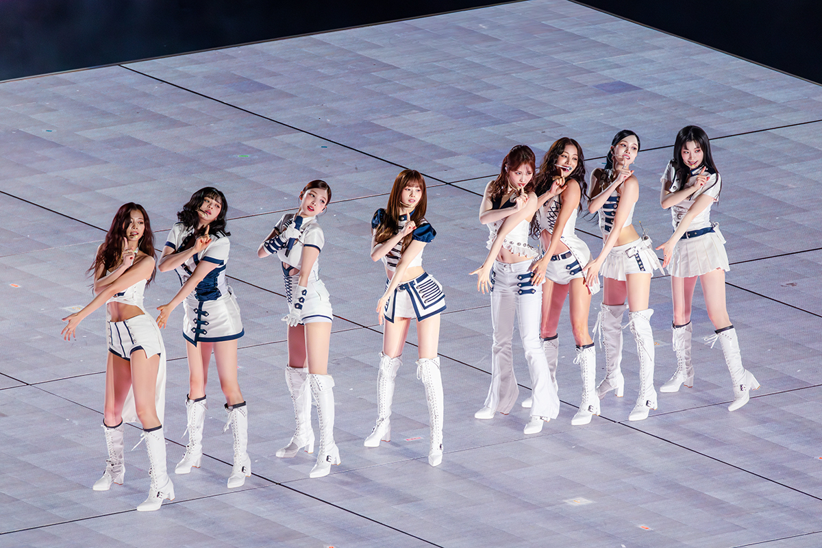 트와이스, 홍콩서 9만 관객과 월드투어…이제 방콕行