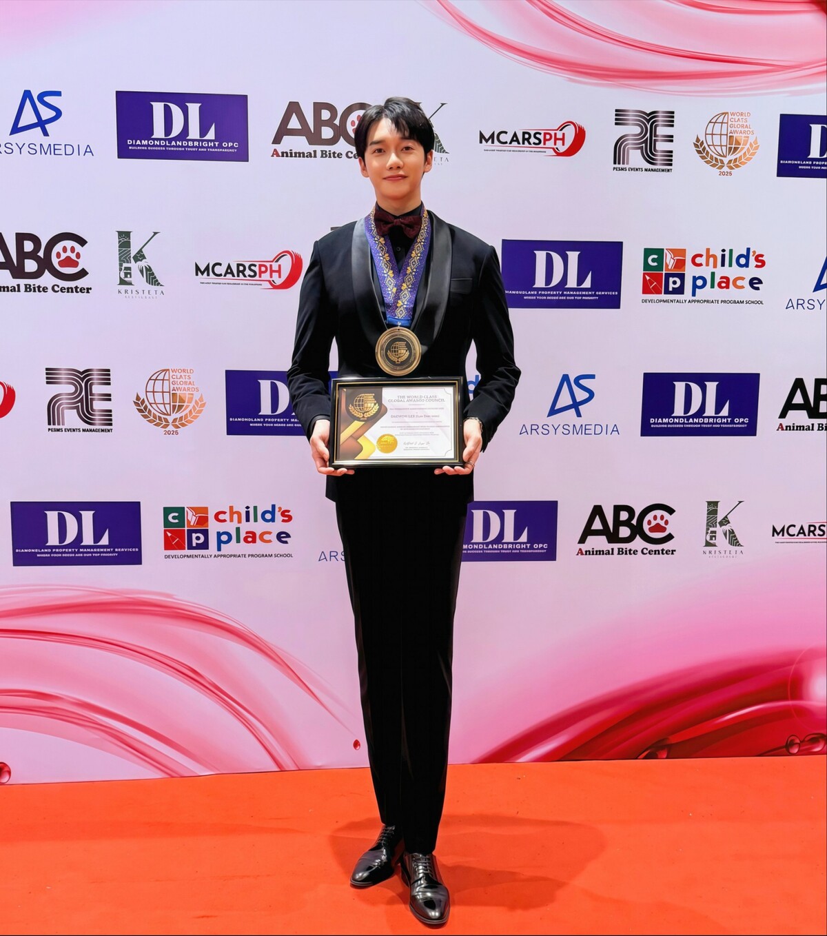 이대원, 월드 클래스 글로벌 어워즈서 국제 공로상 영예