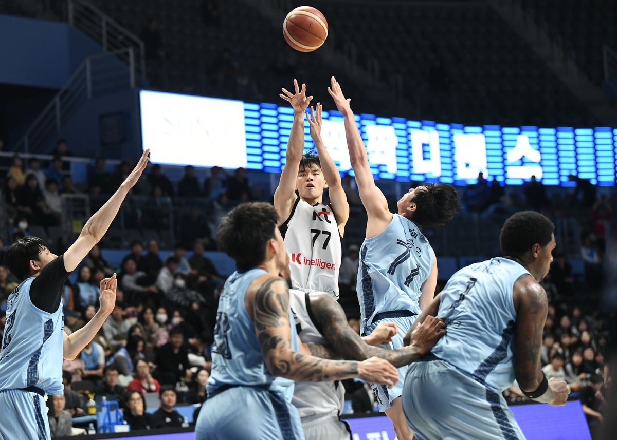 종료 1초 전까지 피말리는 접전 … KT, 천신만고 끝에 소노 제압