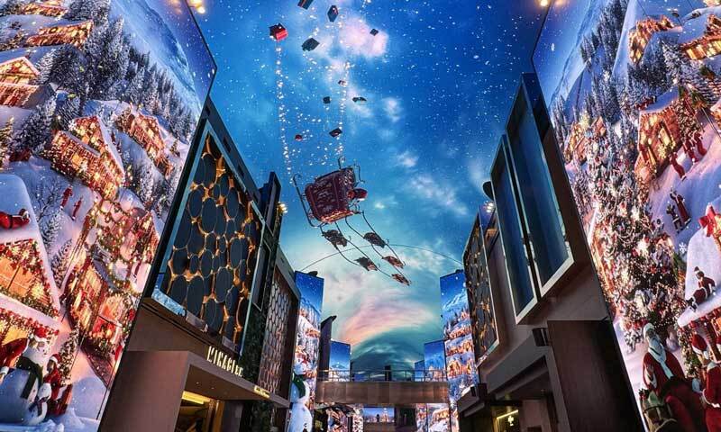 눈 대신 빛으로…실내에서 즐기는 연말연시