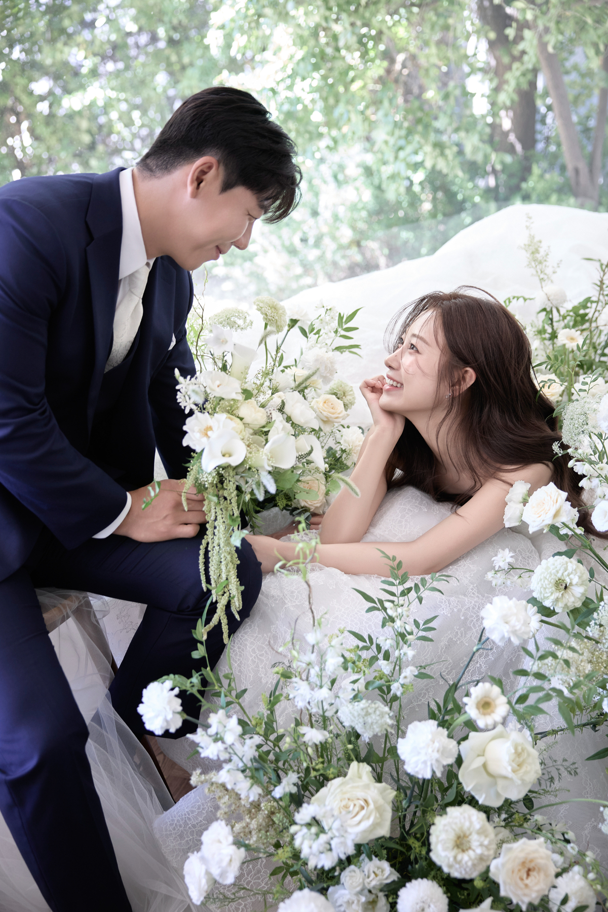 [내야외야] KT 외야수 이정훈-유준규, 겨울 웨딩마치 울린다