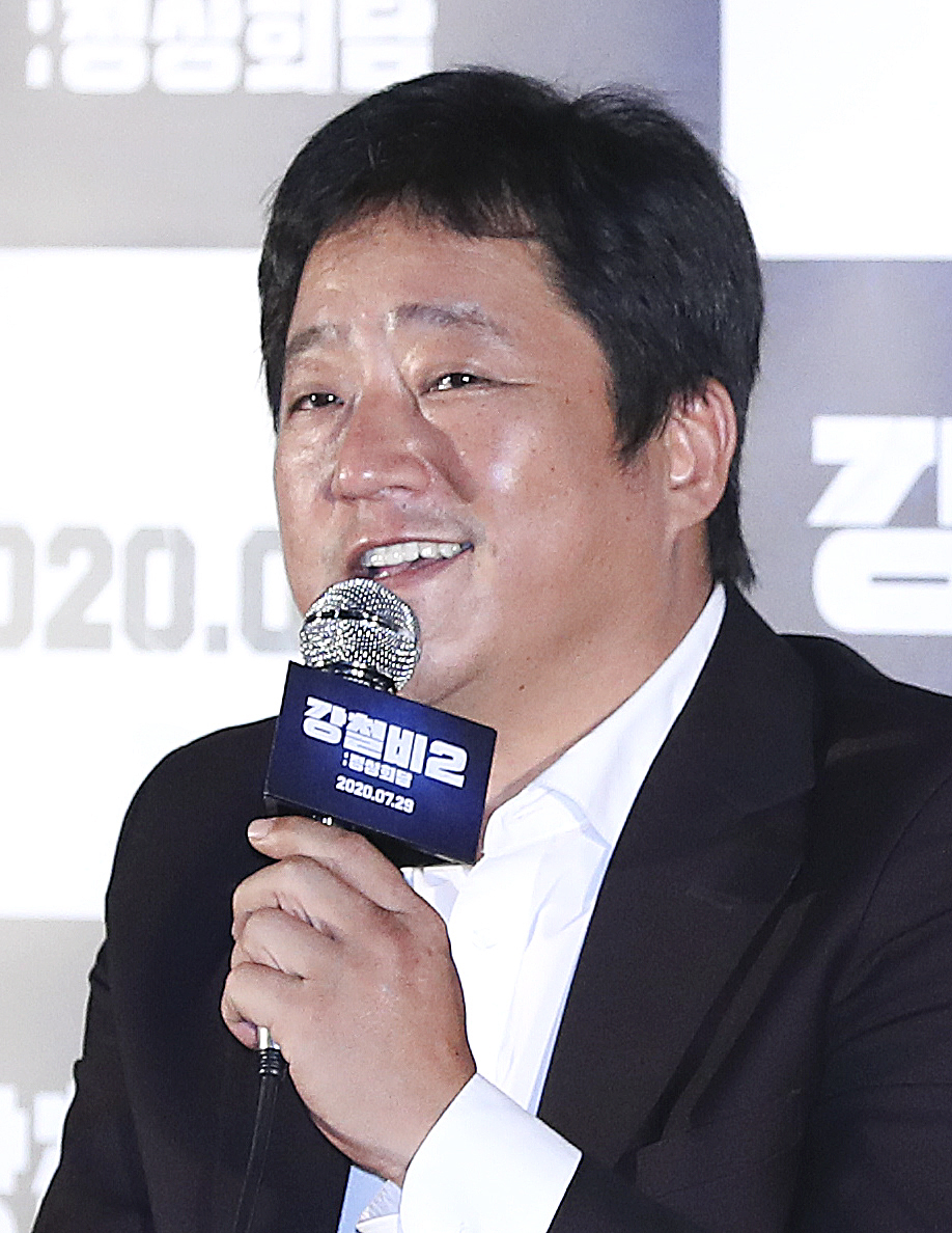 곽도원, 3년 만에 연예계 복귀 타진… 소속사 “결정된 것 없다”