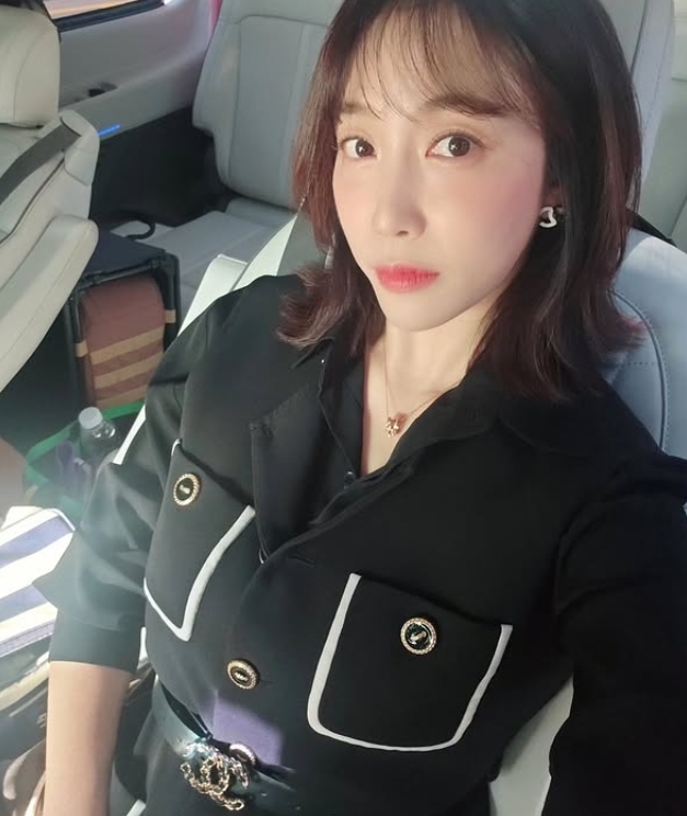 숙행, 상간녀 의혹에 “심려 끼쳐 죄송, 법적 절차로 밝힐 것”