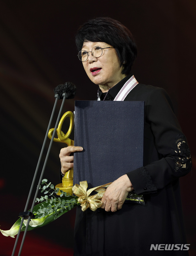 남궁옥분, 故송도순 애도...“사랑받고 사랑했던 멋진 언니”