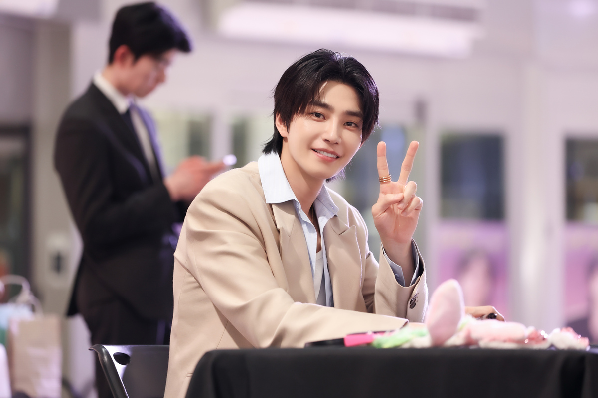 ‘아이돌아이’ 김재영, 시청자 홀리는 '도라익표 온앤오프'