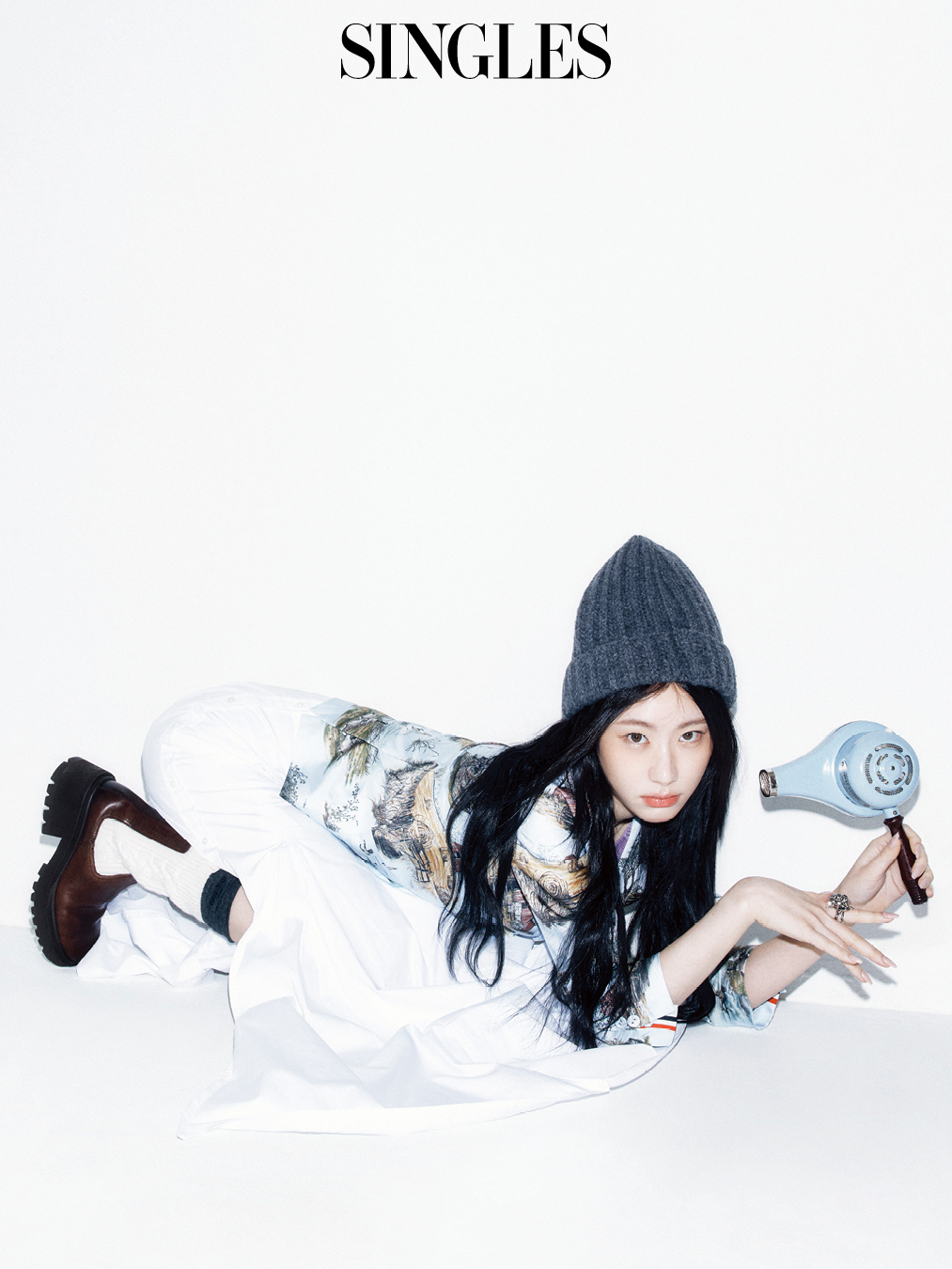 [한강로 컷] 채령의 특별한 모습의 화보...엉뚱, 발랄, 시크