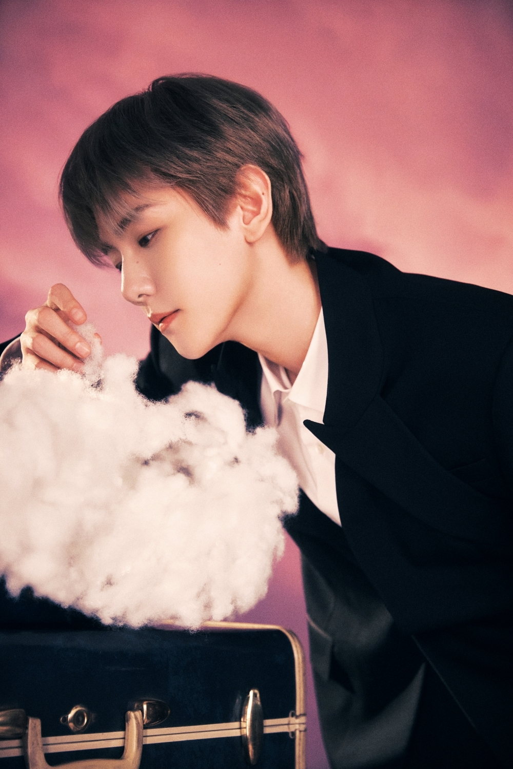 백현, 남미·유럽 돌아 서울…‘레버리 닷’ 피날레