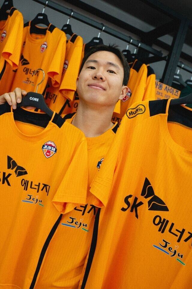 벤투호 누비던 권창훈, 제주에서 코스타 감독과 재회… “2026시즌 도약에 큰 힘이 될 것”