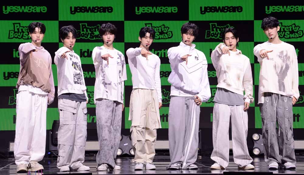 [SW포토]아이덴티티 유네버멧