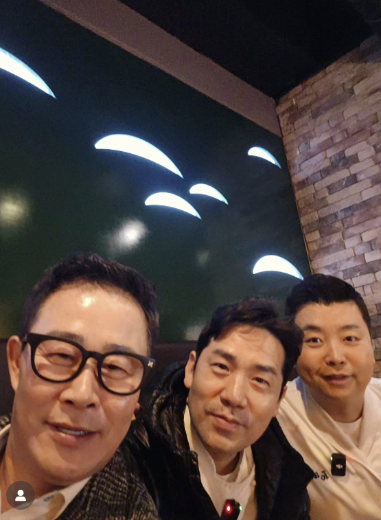 “우리 친해요” 정호영, 임성근·샘킴과 훈훈한 인증샷