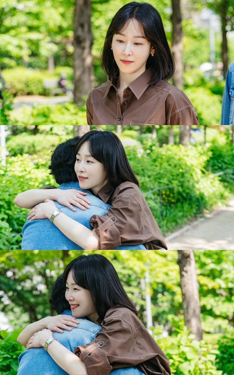 서현진♥장률, 애틋한 포옹…“진심만으로 사랑 이뤄질까”