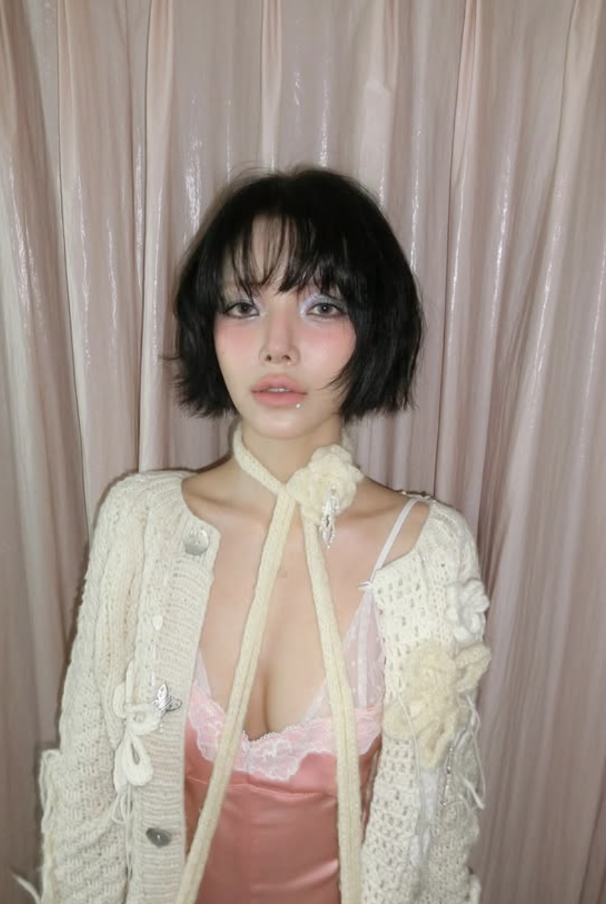 ‘AOA 출신’ 지민, 파격 노출 패션으로 시선 강탈…섹시美 폭발”