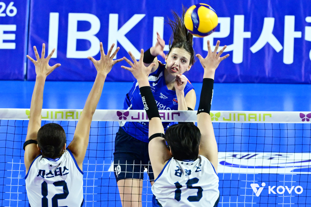 생일에 펄펄… 빅토리아, 41득점 맹폭으로 극적 역전승 지휘