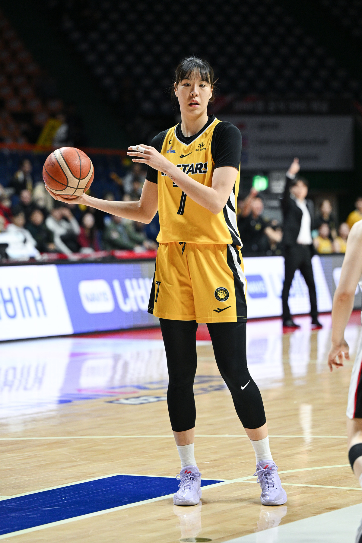 ‘후반기 재개’ 여자프로농구… 불꽃 튀는 2위 쟁탈전 점입가경