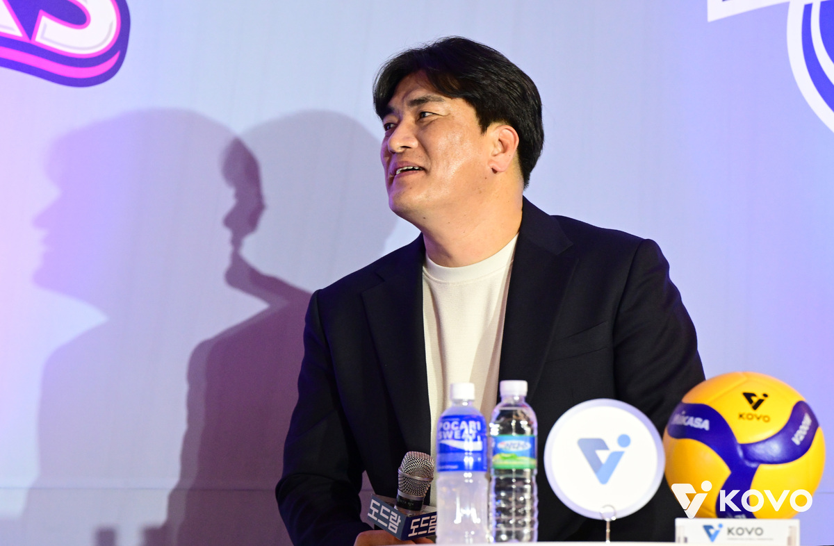 女배구 대표팀, 다시 국내 사령탑 체제… 대한배구협회, 차상현 감독-이숙자 코치 선임