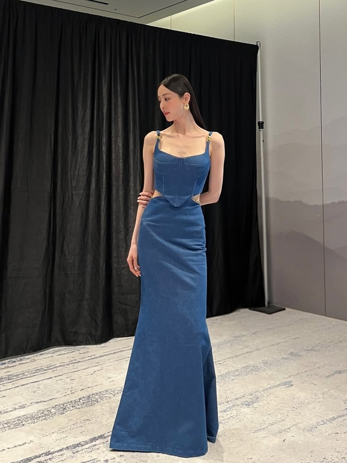 이다희, 완벽 비율 자랑…비현실적 허리·어깨 라인까지