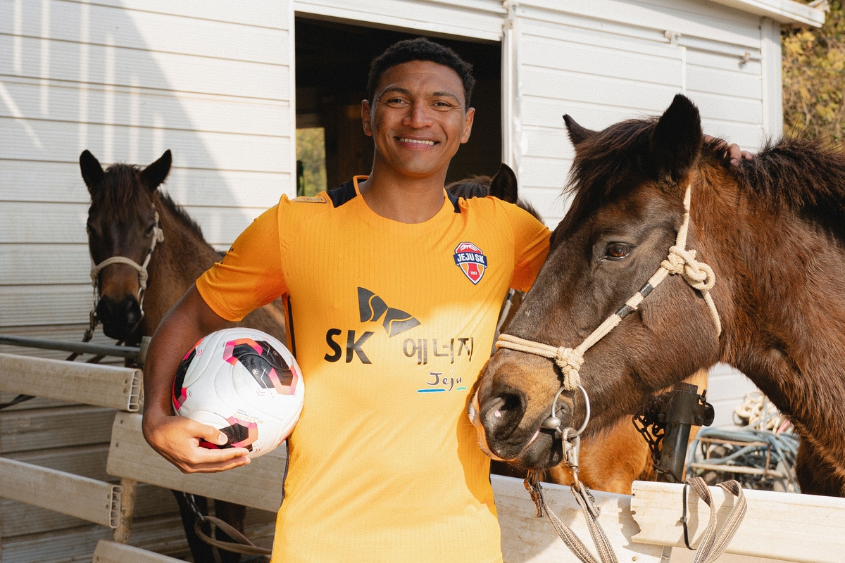 “해외 무대서 뛰는 게 꿈이었다” 제주SK FC, 브라질 출신 윙포워드 네게바 영입...전력 강화 박차