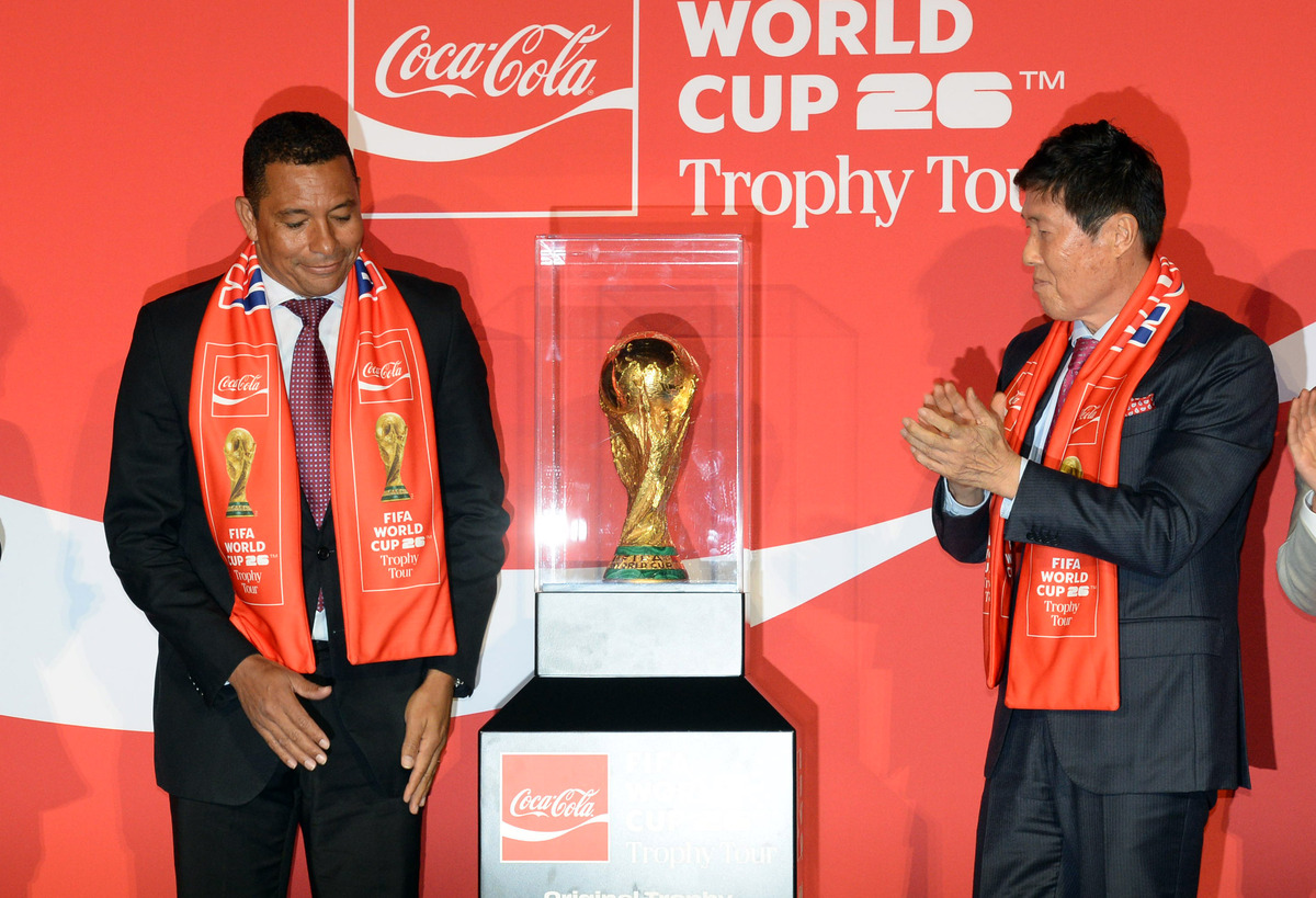 [SW포토] 2026 월드컵트로피 공개