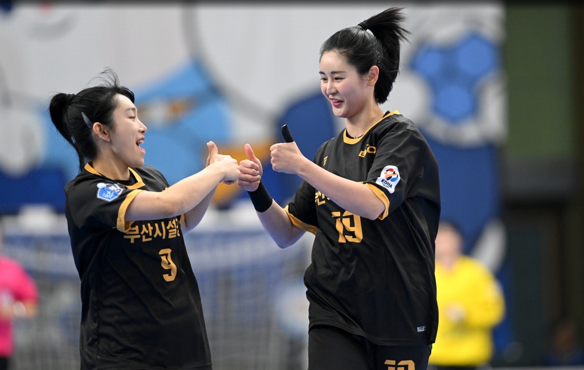 여자 핸드볼 부산시설공단, 인천광역시청 꺾고 선두로