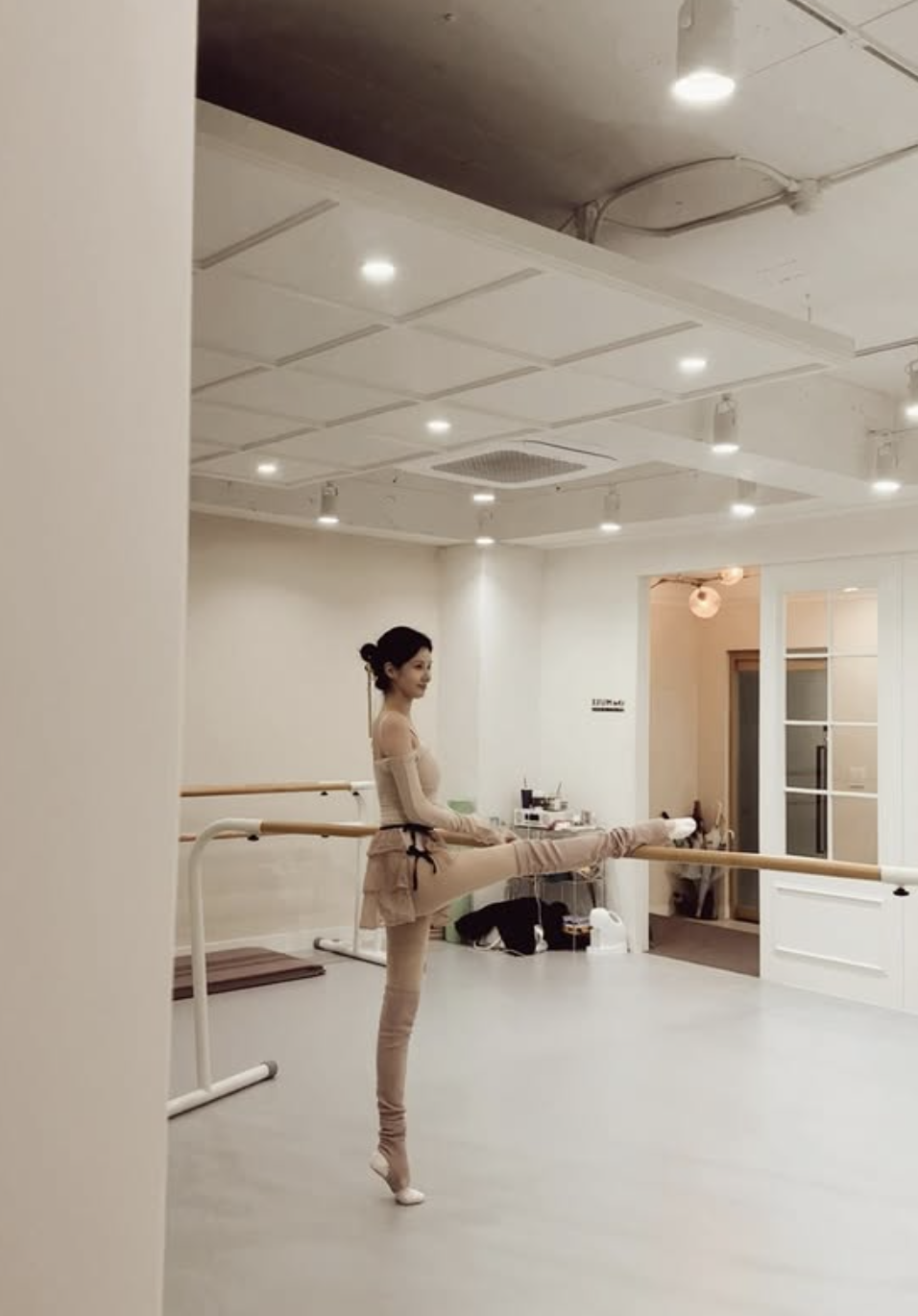 서현, 협연 논란 속 발레 연습 포착…팬들 시선 집중