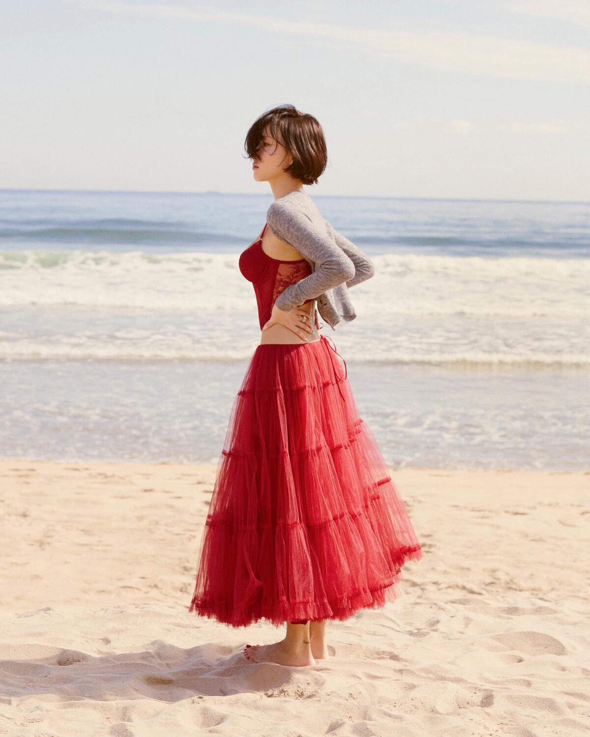 ‘굿굿바이’ 화사, ‘인기가요’서 트리플 크라운