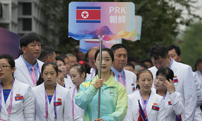 북한 선수단, 5년 만에 국제대회 복귀