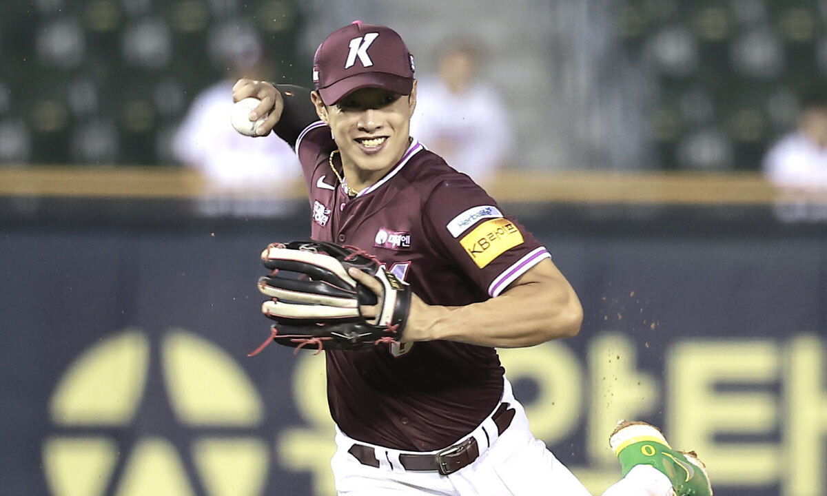 송성문, 은퇴선수들이 뽑은 올해 최고의 선수 영예... 최고 신인은 안현... - 뉴스 썸네일 이미지