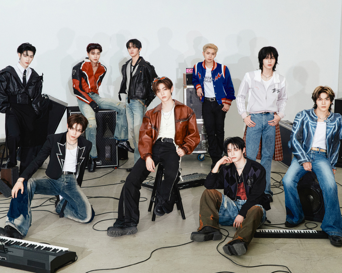 제로베이스원, 2025 관통한 국내외 행보…월드투어·해외 차트 성과로 압도적 존재감 굳혔다!