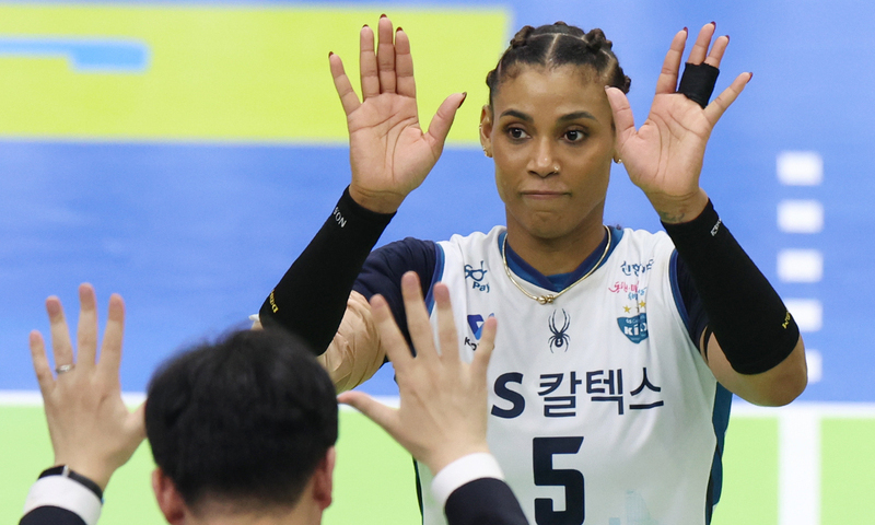 ‘실바 35점’ GS칼텍스, 풀세트 접전 끝에 챔프 2차전도 승리