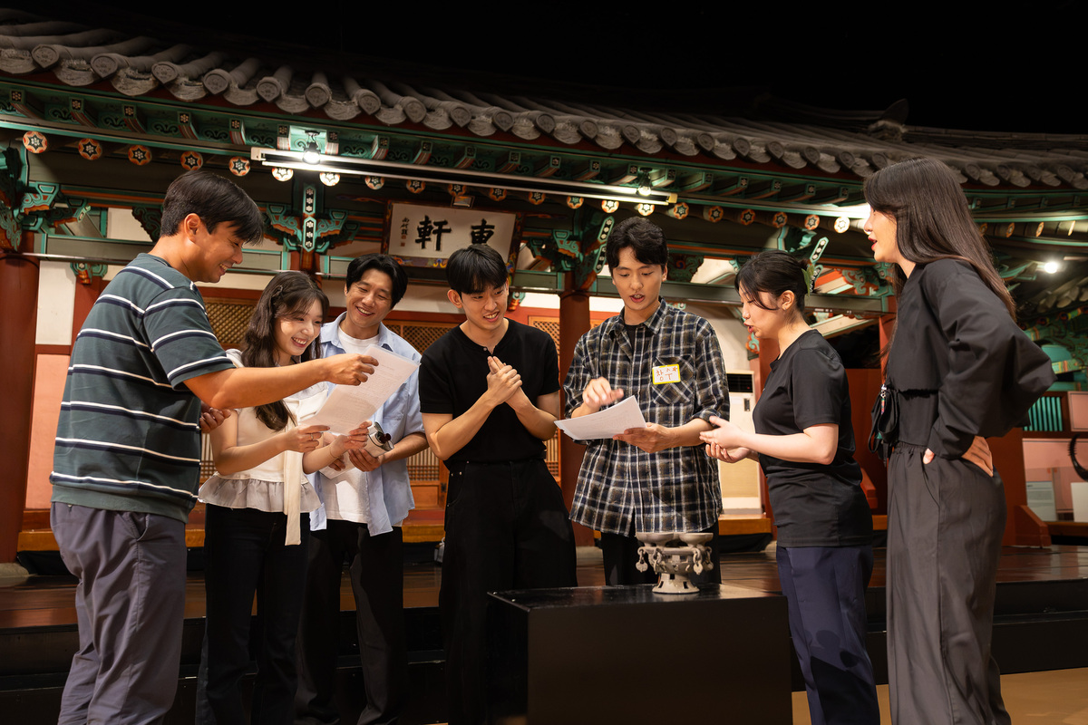 “박물관에 갇혔다, 살아남아라”…롯데월드 ‘스테이 얼라이브’ 앵콜